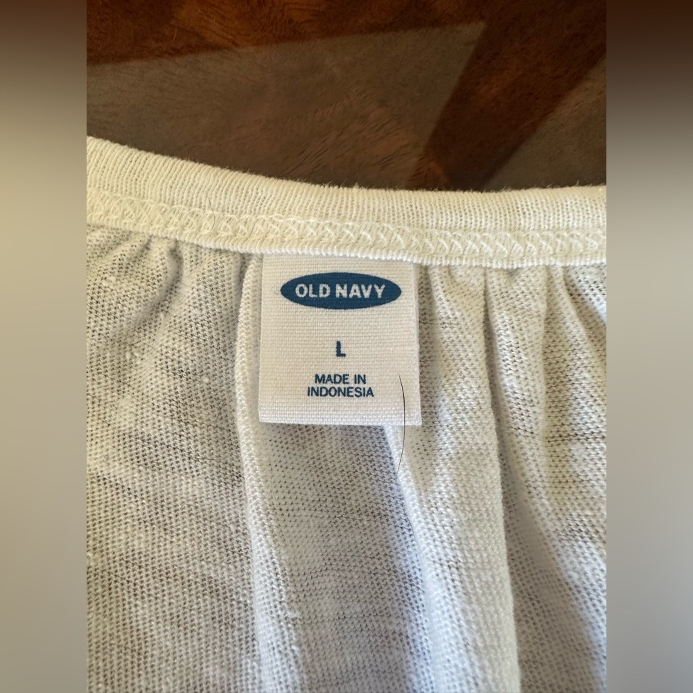 Old Navy womens Linen-Blend V-Neck Henley Blouse Sea Salt /Off White Size L EUC - Picture 5 of 6